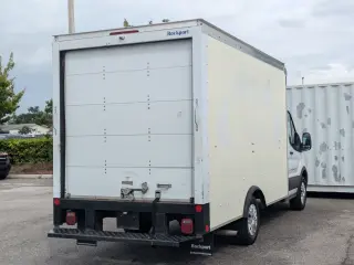 Ford Transit 2022 350 2dr 178 in. WB SRW Chassis de Corte