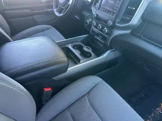 Ram 1500 2020 4x4 Big Horn 4dr Crew Cab 5.6 ft. SB Pickup