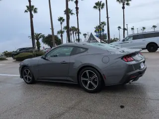 Ford Mustang 2025 EcoBoost 2d Fastback