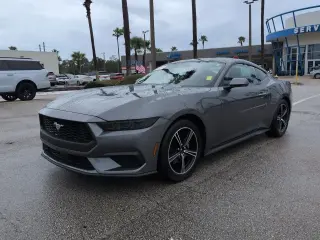 Ford Mustang 2025 EcoBoost 2d Fastback