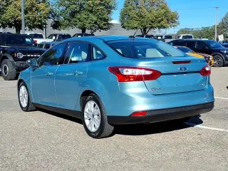 Ford Focus 2012 SEL 4dr Sedán