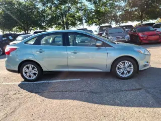 Ford Focus 2012 SEL 4dr Sedán