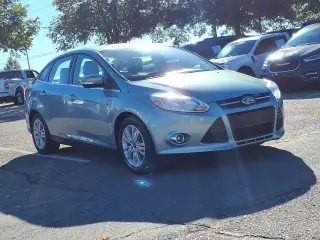 Ford Focus 2012 SEL 4dr Sedán