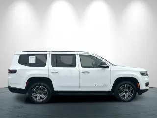 Jeep Wagoneer 2024 4x4 Serie II SUV de 4 puertas