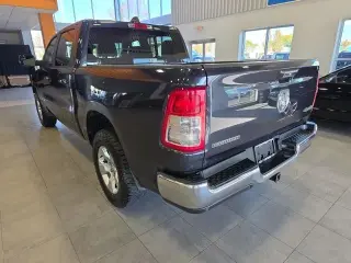 Ram 1500 2020 4x4 Big Horn 4dr Crew Cab 5.6 ft. SB Pickup