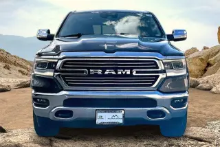Ram 1500 2021 4x4 Laramie 4dr Crew Cab 5.6 ft. SB Pickup