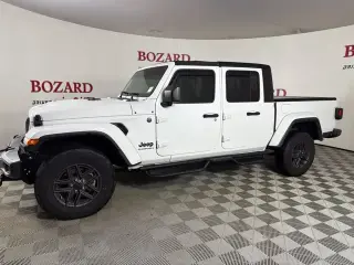 Jeep Gladiator 2024 4x4 Sport 4dr Crew Cab 5.0 ft. SB