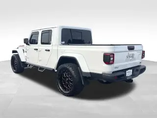 Jeep Gladiator 2020 4x4 Overland 4dr Crew Cab 5.0 ft. SB