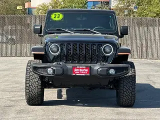 Jeep Gladiator 2023 4x4 Sport 4dr Crew Cab 5.0 ft. SB