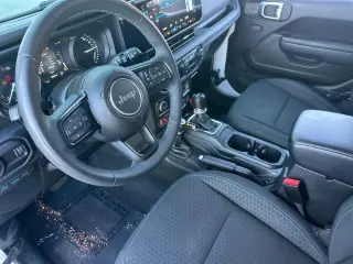 Jeep Wrangler 2024 4x4 Rubicon 4xe 4dr SUV