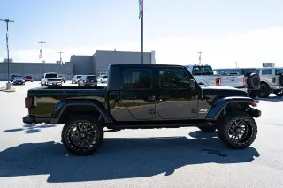 Jeep Gladiator 2020 4x4 Overland 4dr Crew Cab 5.0 ft. SB
