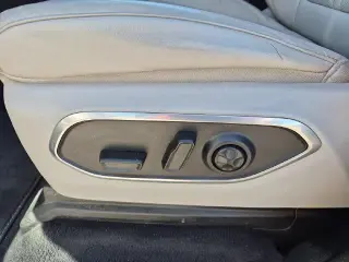 Jeep Wagoneer 2023 4x4 Series III 4dr SUV