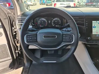 Jeep Wagoneer 2023 4x4 Series III 4dr SUV