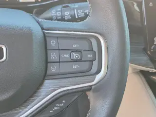 Jeep Wagoneer 2023 4x4 Series III 4dr SUV