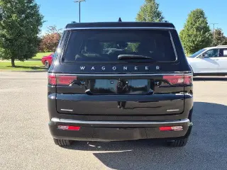 Jeep Wagoneer 2023 4x4 Series III 4dr SUV