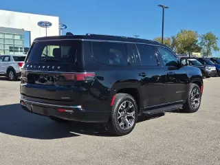 Jeep Wagoneer 2023 4x4 Series III 4dr SUV