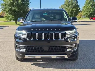 Jeep Wagoneer 2023 4x4 Series III 4dr SUV