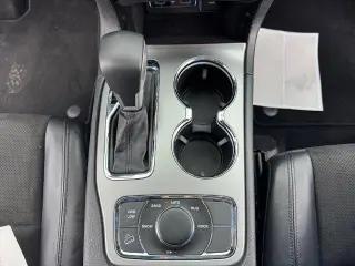 Jeep Grand Cherokee 2020 4x4 Laredo 4dr SUV