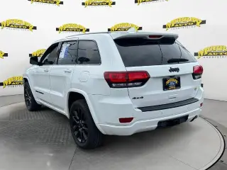 Jeep Grand Cherokee 2020 4x4 Laredo 4dr SUV