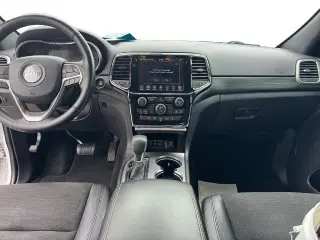 Jeep Grand Cherokee 2020 4x4 Laredo 4dr SUV