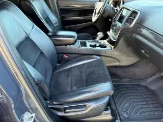 Jeep Grand Cherokee 2018 4x4 Laredo 4dr SUV