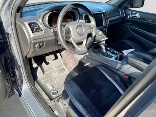 Jeep Grand Cherokee 2018 4x4 Laredo 4dr SUV
