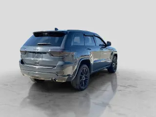 Jeep Grand Cherokee 2018 4x4 Laredo 4dr SUV