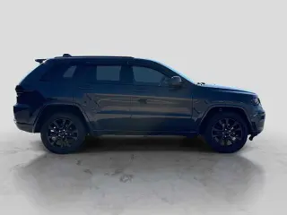 Jeep Grand Cherokee 2018 4x4 Laredo 4dr SUV