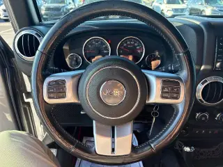 Jeep Wrangler Unlimited 2016 4x4 Rubicon SUV de 4 puertas