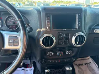Jeep Wrangler Unlimited 2016 4x4 Rubicon SUV de 4 puertas