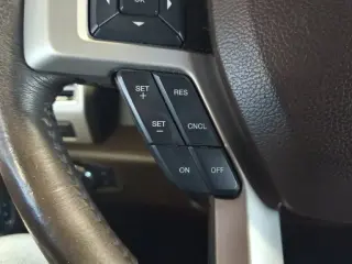 Ford F-150 2019 4x4 King Ranch 4dr SuperCrew 5.5 ft. SB