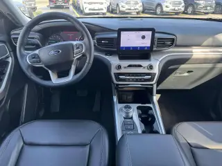 Ford Explorer 2023 AWD XLT 4dr SUV