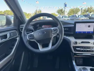 Ford Explorer 2023 AWD XLT 4dr SUV
