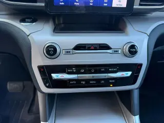 Ford Explorer 2023 AWD XLT 4dr SUV