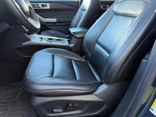 Ford Explorer 2023 AWD XLT 4dr SUV