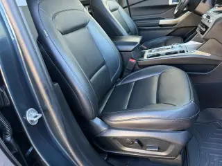 Ford Explorer 2023 AWD XLT 4dr SUV