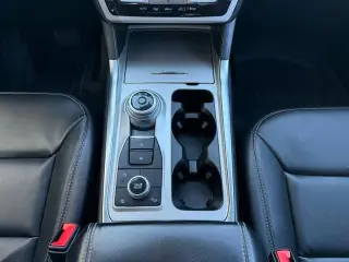 Ford Explorer 2023 AWD XLT 4dr SUV