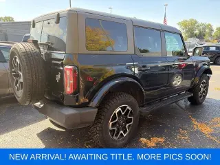 Ford Bronco 2024 4x4 Outer Banks SUV de 4 puertas