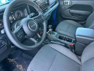 Jeep Wrangler 2025 4x4 Rubicon 4dr SUV