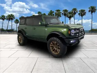 Ford Bronco 2022 4x4 Base Advanced 4dr SUV
