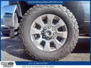 Ford F-250 Super Duty 2017 4x4 Lariat 4dr Crew Cab 6.8 ft. SB Pickup