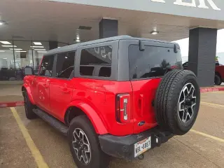 Ford Bronco 2024 4x4 Outer Banks 4dr SUV