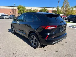 Ford Escape 2023 AWD ST-Line 4dr SUV