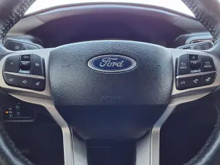 Ford Explorer 2023 AWD XLT 4dr SUV