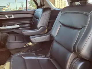 Ford Explorer 2023 AWD XLT 4dr SUV