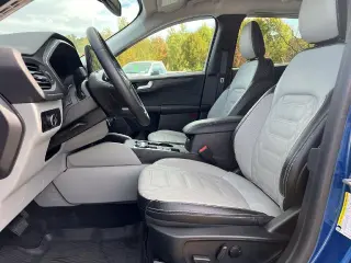 Ford Escape 2023 AWD Platinum 4dr SUV
