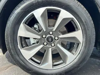 Ford Escape 2023 AWD Platinum 4dr SUV