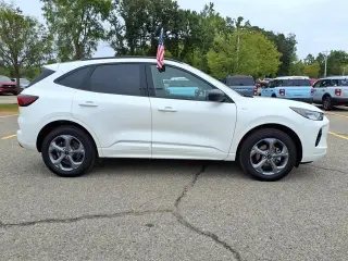 Ford Escape 2024 AWD ST-Line 4dr SUV