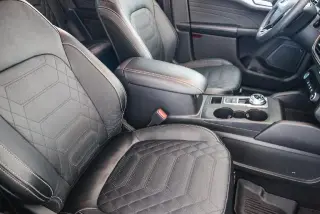 Ford Escape Plug-In Híbrido 2023 Base 4dr SUV