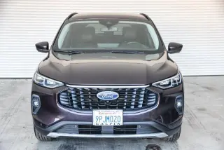 Ford Escape Plug-In Híbrido 2023 Base 4dr SUV
